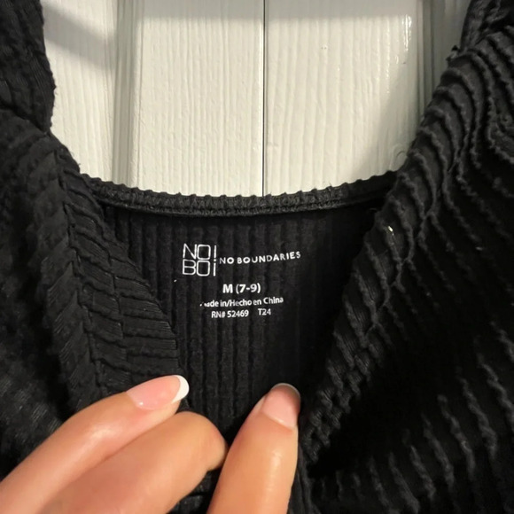 No Boundaries Women’s Ribbed Little Black Dress - Picture 3 of 3